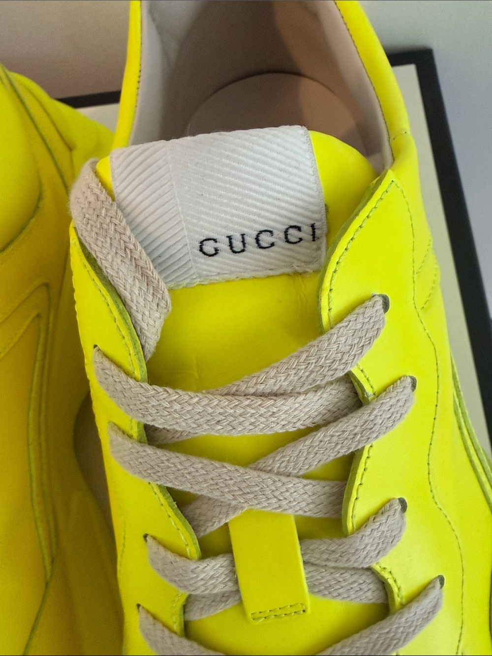 New Gucci Neon Yellow Leather Rhyton Sneakers - Picture 6 of 9